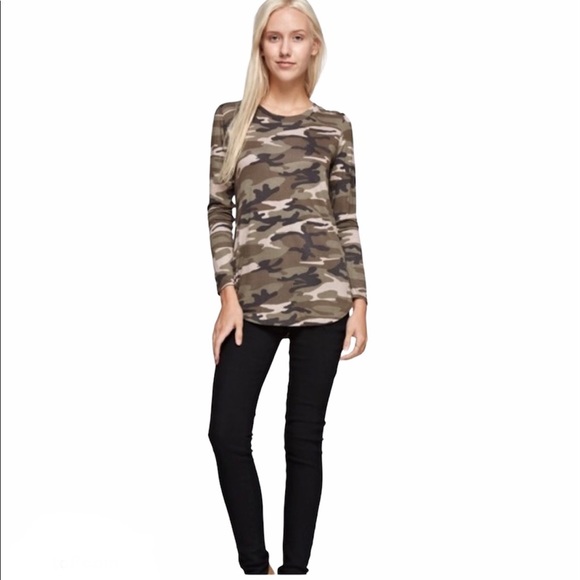 Tops - Camouflage Long Sleeve Top